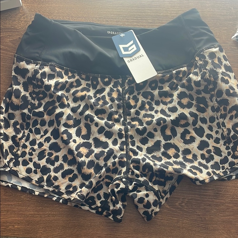 Gradual Leopard Print Shorts